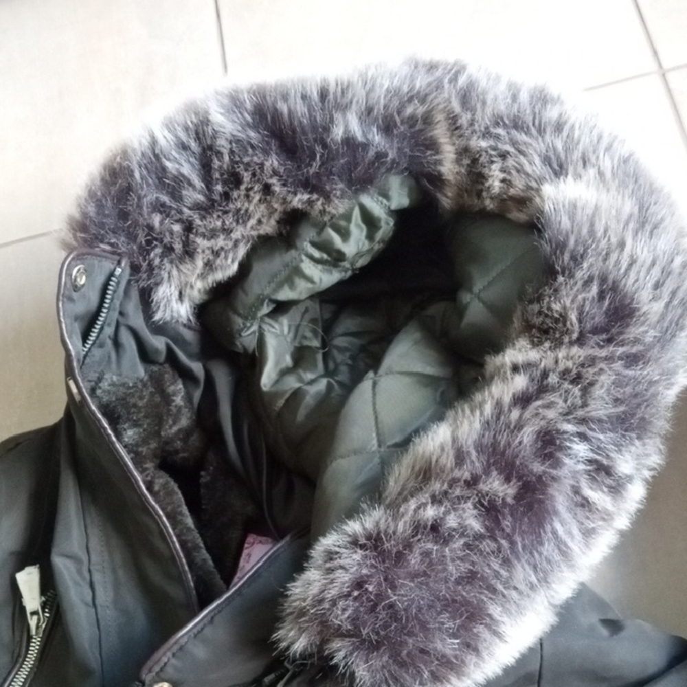 Women's Dark Green Parka Coat with Fur Trim - Picture 10 of 11